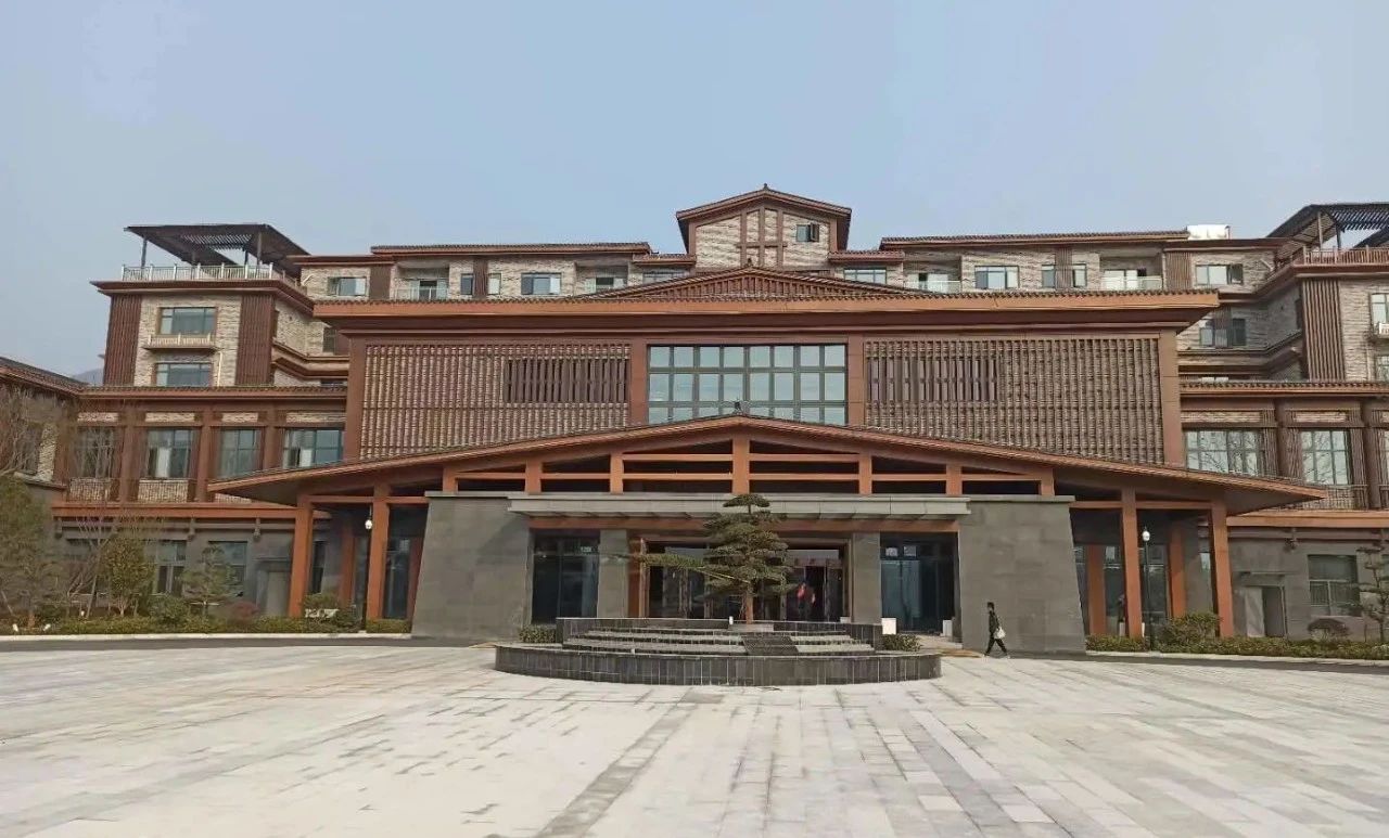 南宫NG28专业灯光音响扩声系统工程产品服务于某酒店！