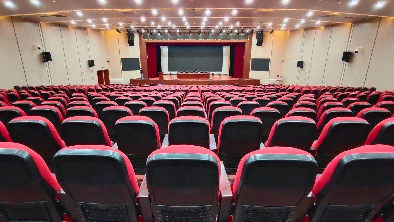 南宫NG28会议扩声系统工程产品服务于六安市某学堂！